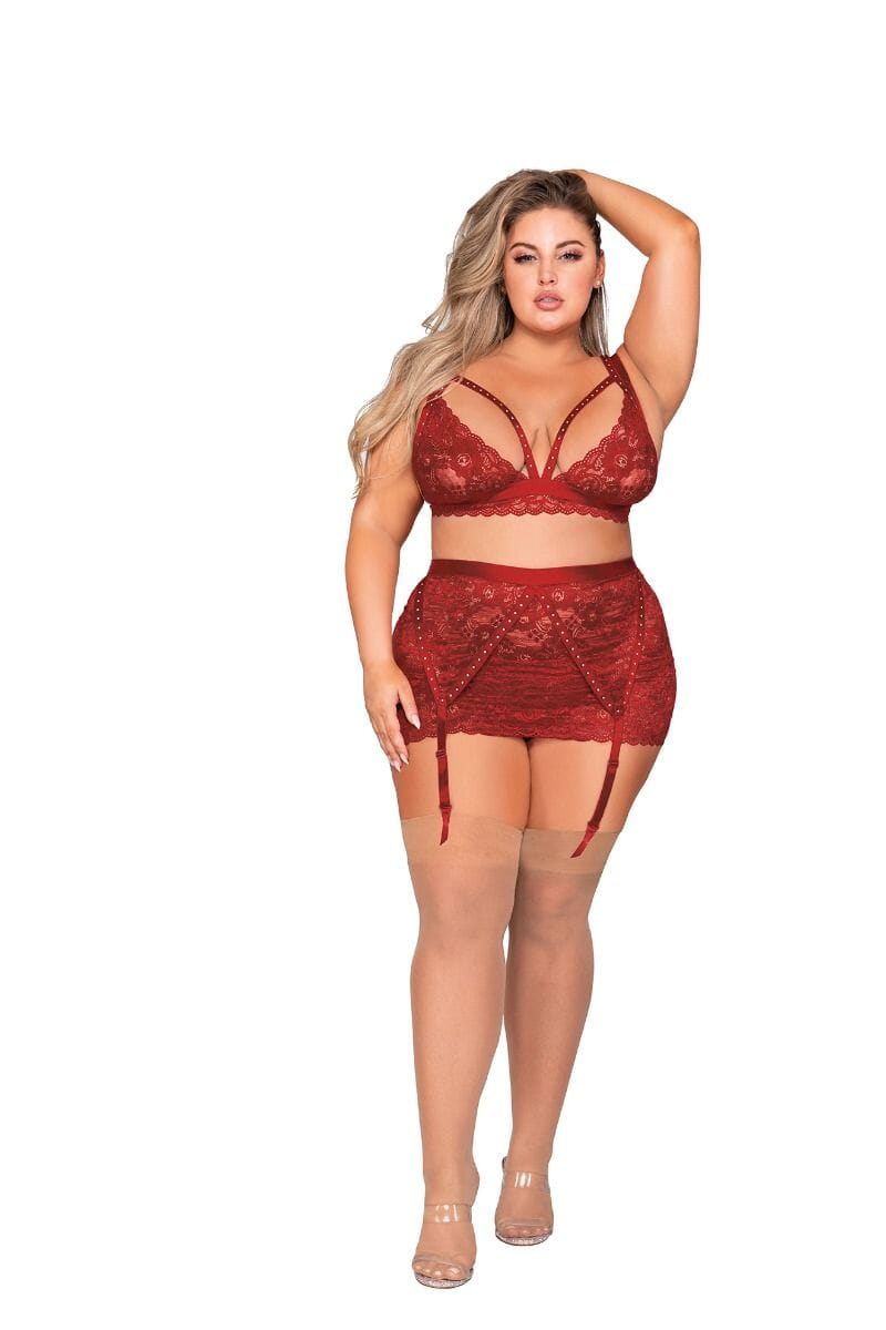 Scalloped Lace Garter and Bralette Set