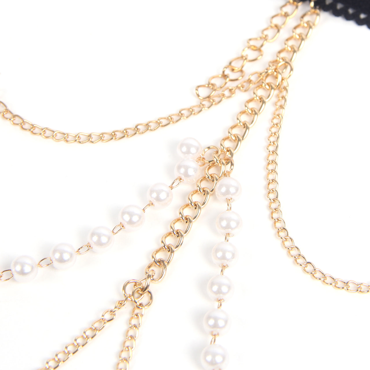 Gold Sexy Pearl Detail Chain Leg Ring Garter worn by a model, emphasizing the chic style of the pearl chain garter.