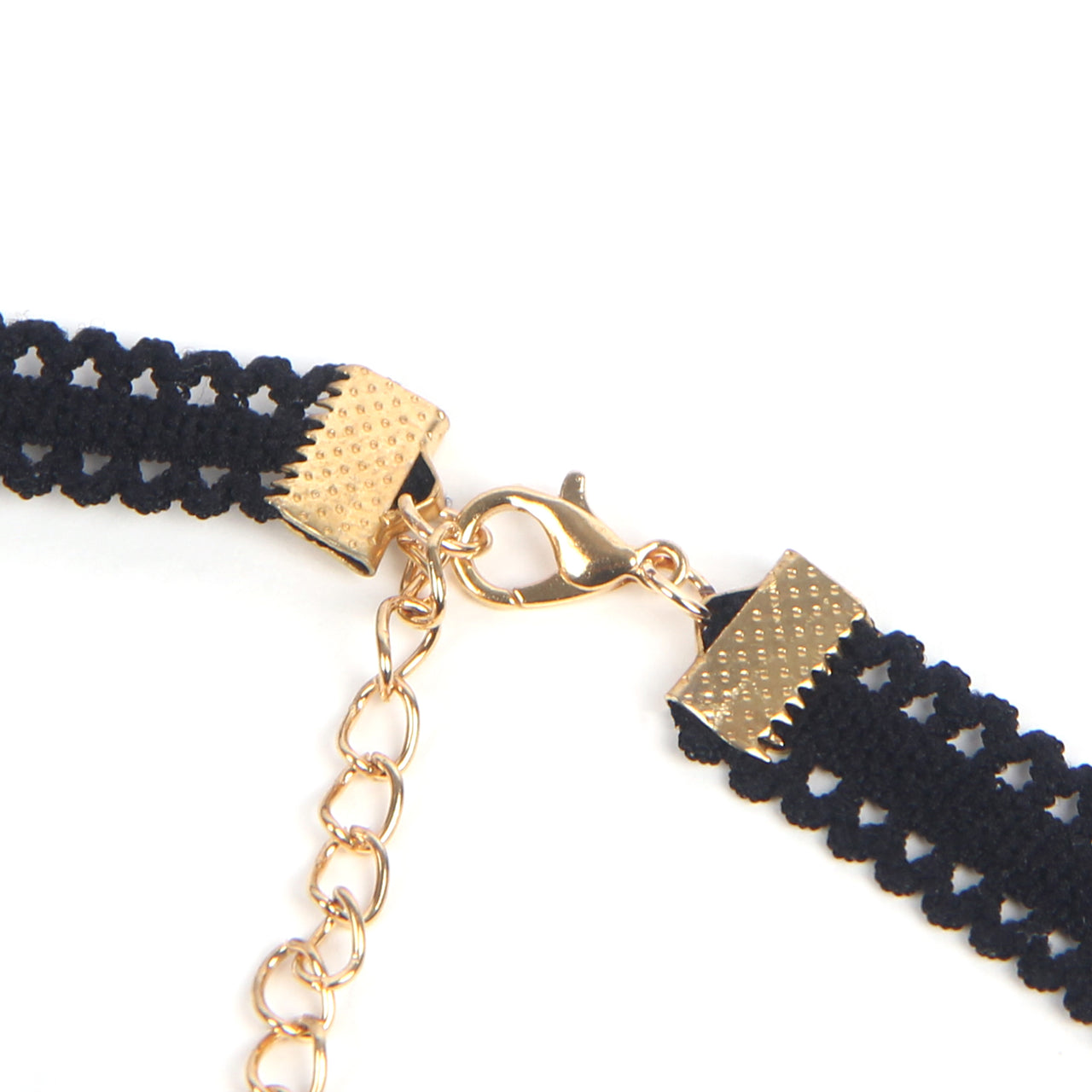 Elegant presentation of the Gold Sexy Pearl Detail Chain Leg Ring Garter, perfect for enhancing any outfit with a pearl chain garter.