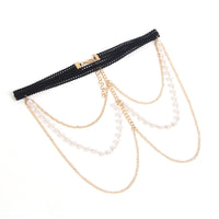 Close-up of the Gold Sexy Pearl Detail Chain Leg Ring Garter, highlighting its intricate pearl detailing for a glamorous look.
