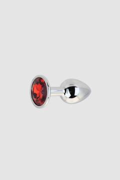 In-use demonstration of the Toosh Butt Plug With Gems, illustrating its appeal for both beginners and seasoned enthusiasts.