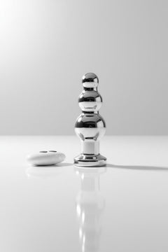 Toosh Remote Controlled 10 Speed Metal Vibrating Anal Beads with Magnetic USB Charger
