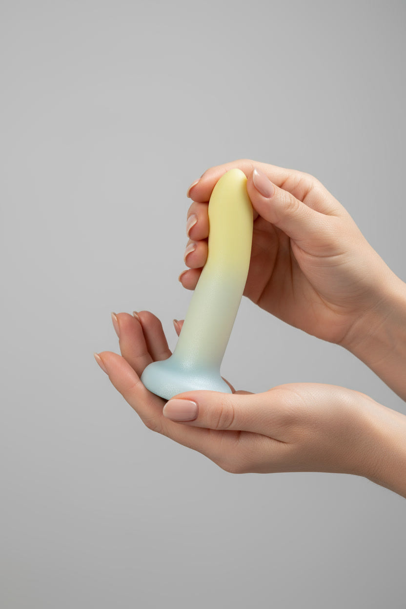 Gradient Dildo – 5-Inch G-Spot Stimulator with Ergonomic Design & Harness Compatibility