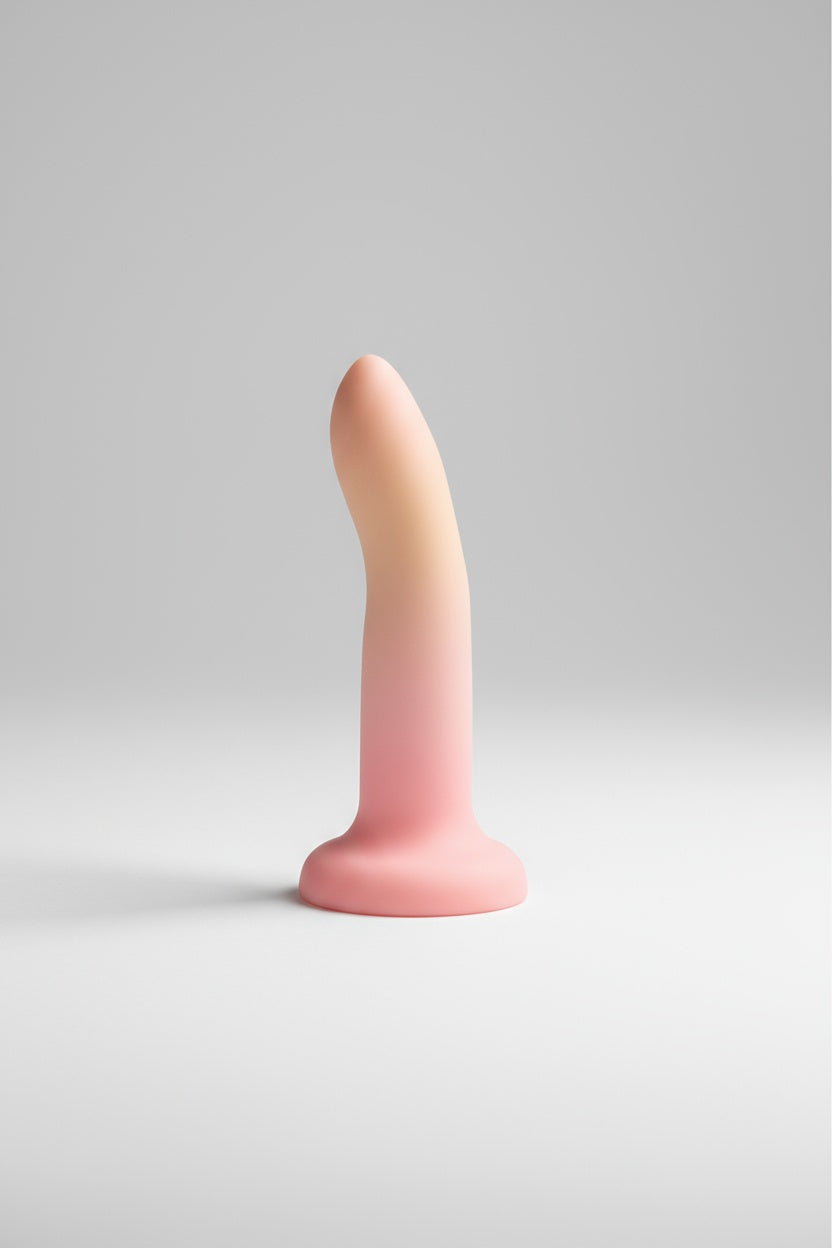 SAPHETTE Gradient Dildo – 6 Inch G-Spot Stimulator with Harness Compatibility