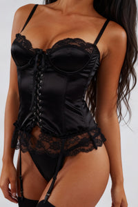 Women’s Black Lace Satin Basque – Underwired Lingerie Top with Detachable Straps & Suspenders
