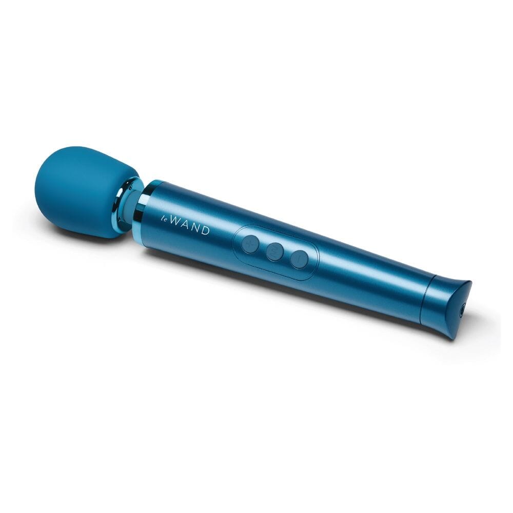 Le Wand Petite 10-Speed Silicone Rechargeable Body Wand