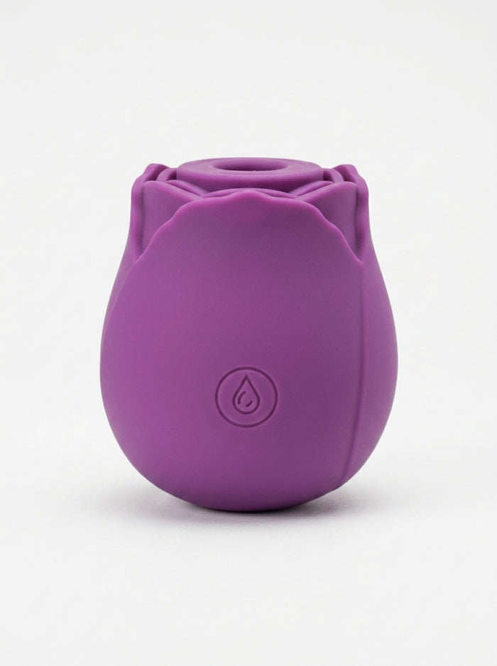 Clitoral Suction Vibrator — Clean Studio | Generated by Modelize