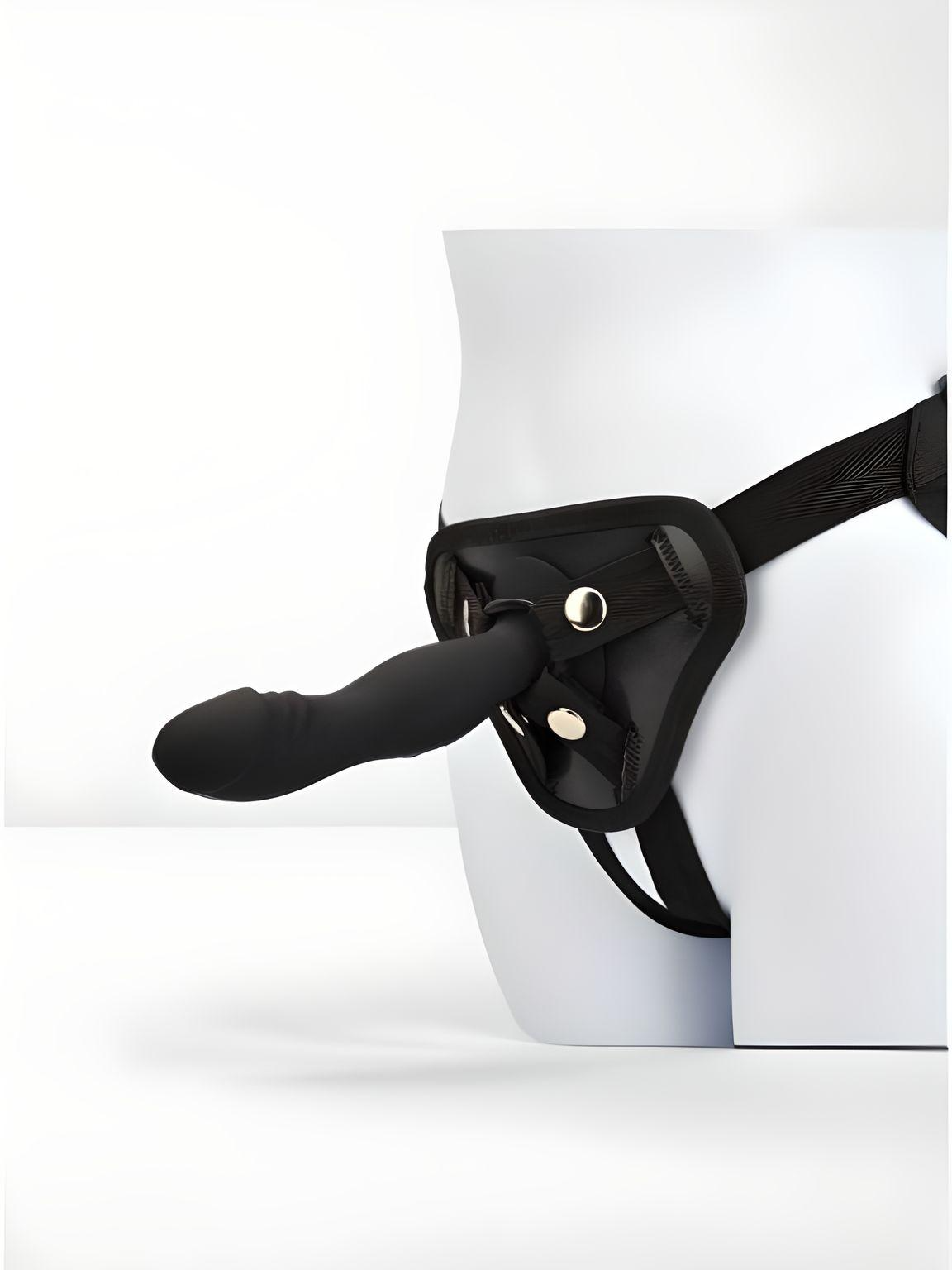 Loving Joy 6 Inch Strap On Dildo Kit featuring a luxurious adjustable harness suitable for a perfect fit.