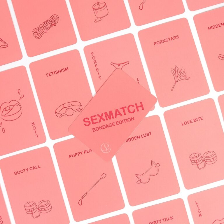 Secret Play Sexmatch Edition bondage game with 89 challenge cards for couples, featuring dice and reward prompts in a colorful box.
