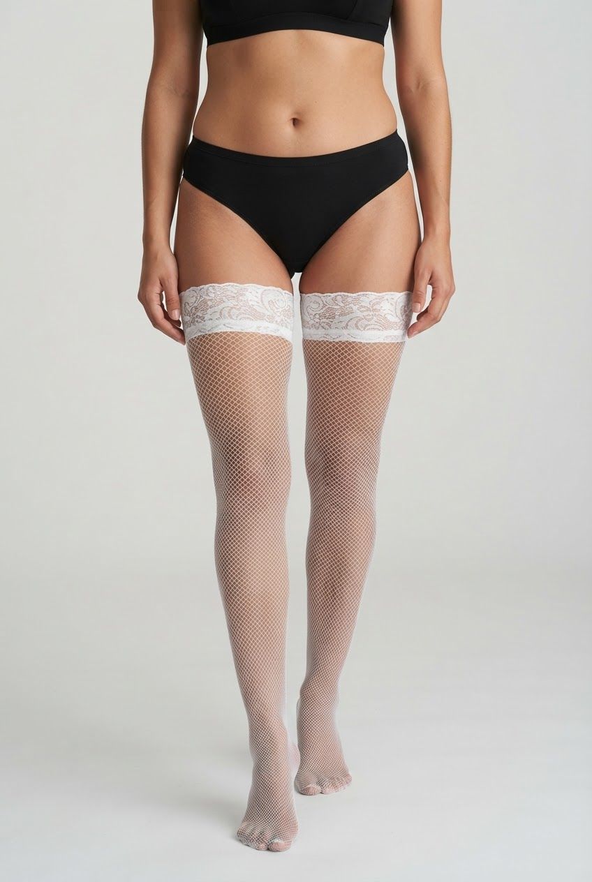 Scandals White Stockings – Elegant Luxury Hosiery