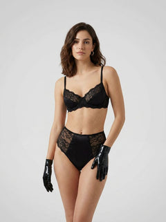 Model wearing Late X Black Latex Short Gloves paired with exquisite latex fashion, highlighting the perfect blend of sophistication and allure of stylish latex short gloves.