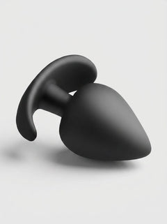 Close-up view of the tapered tips of Scandals Thick Anal Anchor Training Butt Plugs, designed for easy insertion and enhanced pleasure with anal training plugs.