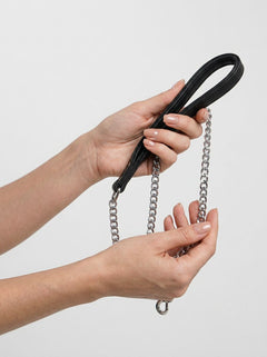 BOUND Leather Leash featuring a premium nubuck handle and secure 30.9" chain, perfect for stylish pet owners seeking luxury and functionality.