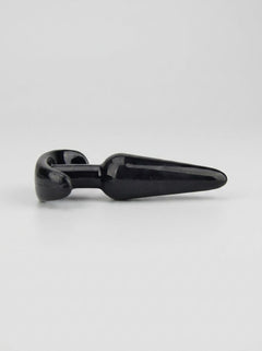 The Loving Joy Black Butt Plug for Beginners – 4.5 Inch displayed with emphasis on its safety handle base for controlled removal and confident play.