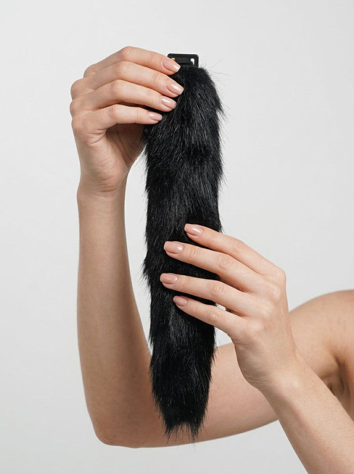 Interchangeable Fox Tail - 16.5 Inch Black Faux Fur Tail for Animal Roleplay with Silicone Cap