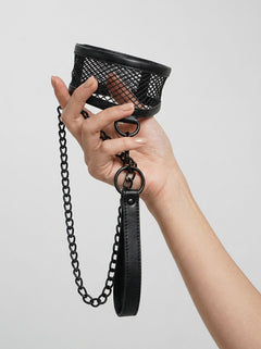 Close-up of the S&M Fishnet Collar, featuring elegant details in a collar & leash bondage set.