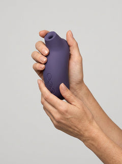 The LELO SONA 3 Cruise – Sonic Suction Clitoral Stimulator in a sleek, ergonomic design, perfect for both solo and partner play.