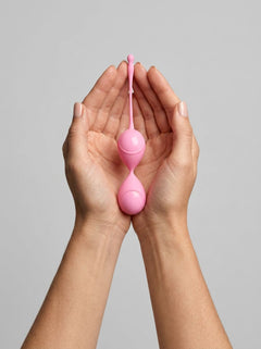 Close-up of Vibe Therapy Fascinate Duo Kegel Love Balls made from medical-grade silicone for a smooth touch, perfect for enhancing pelvic strength through kegel balls.