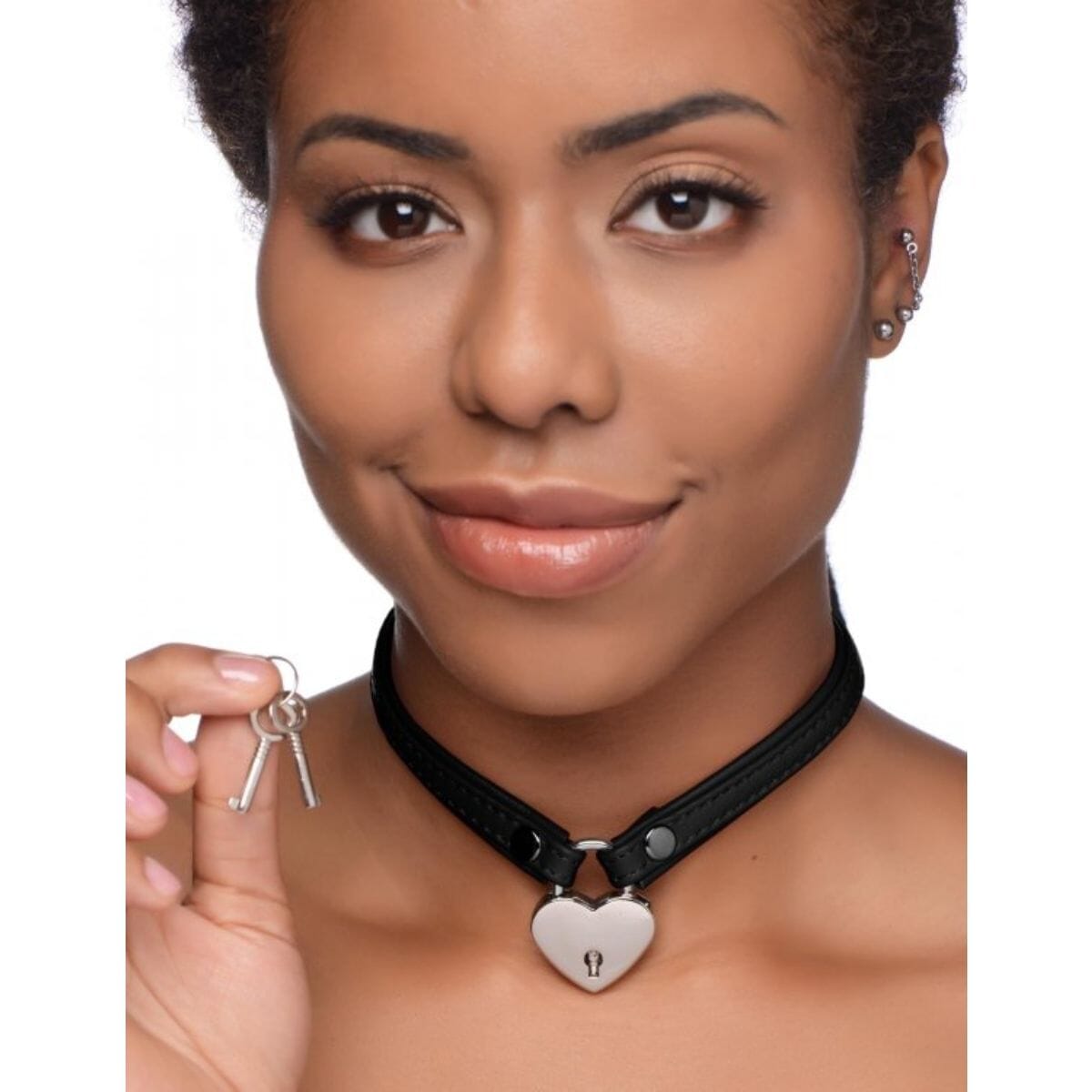 Heart Lock Choker with Keys by Master Series